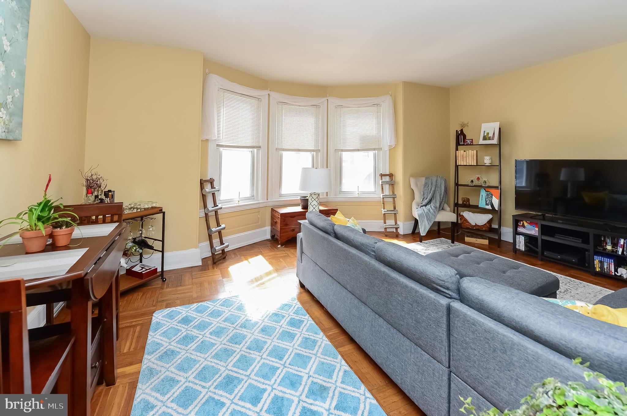4159 Ridge Avenue Philadelphia, PA 19129 - Photo 5 of 32 Unit 2 - Living Room