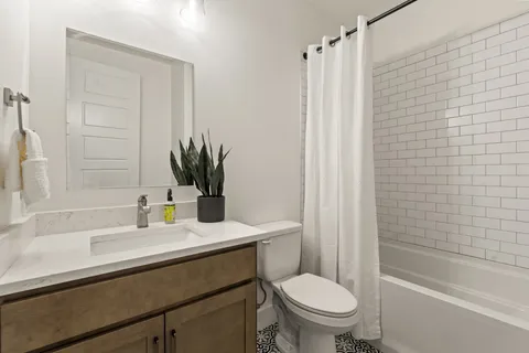 $565,000 | 2216 Sadler Avenue, Unit B, Nashville, TN 37210