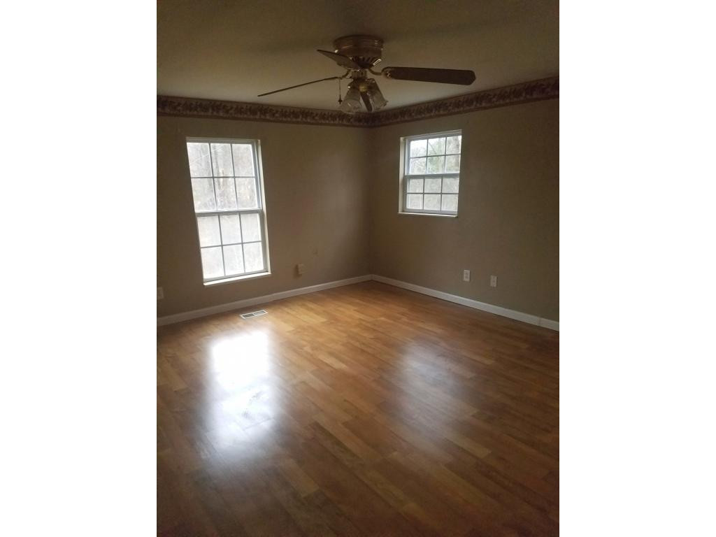 158 White Road Elizabethton, TN 37643 - Photo 12 of 24 Photo 12