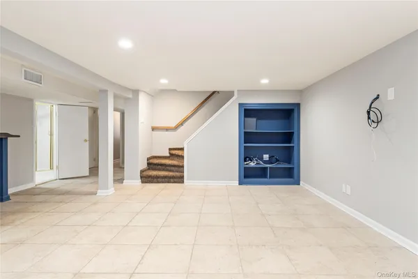 $1,299,000 | 26-15 Clearview Expressway | Bayside
