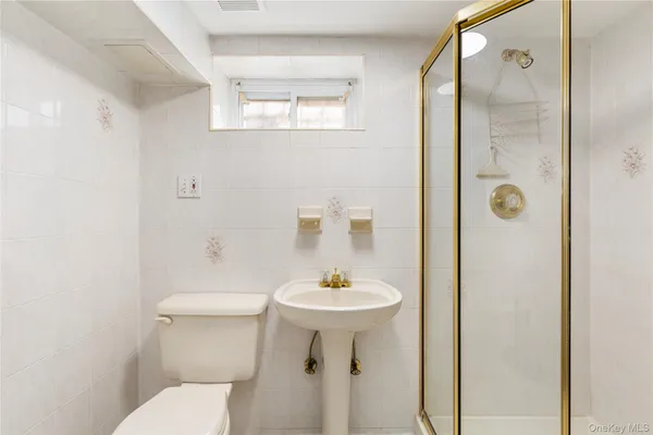 $1,299,000 | 26-15 Clearview Expressway | Bayside