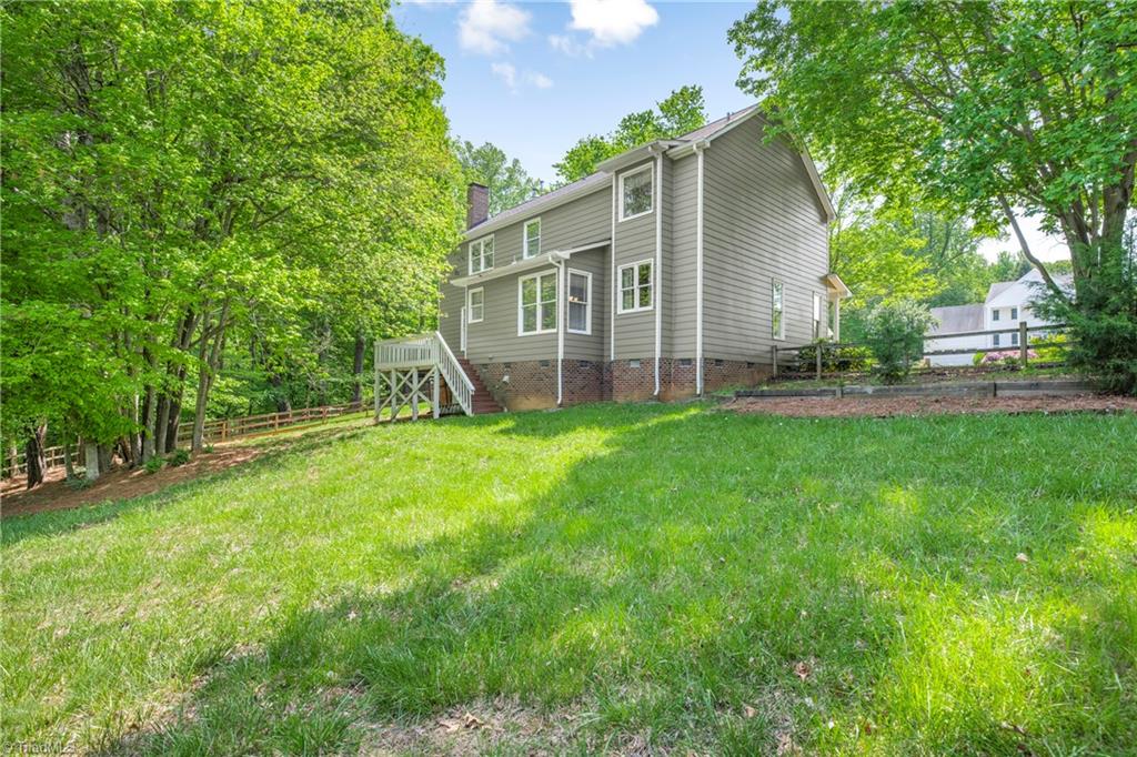2707 Quaker Landing Road Greensboro, NC 27455 - Photo 4 of 30 Gallery Image 4