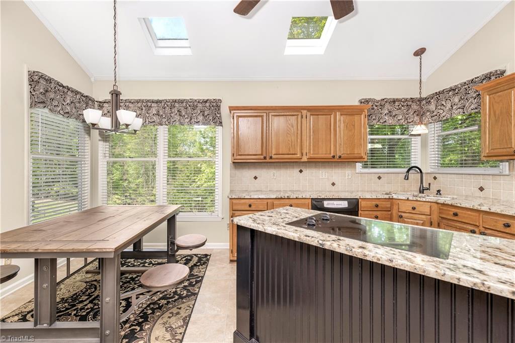 2707 Quaker Landing Road Greensboro, NC 27455 - Photo 9 of 30 Gallery Image 9