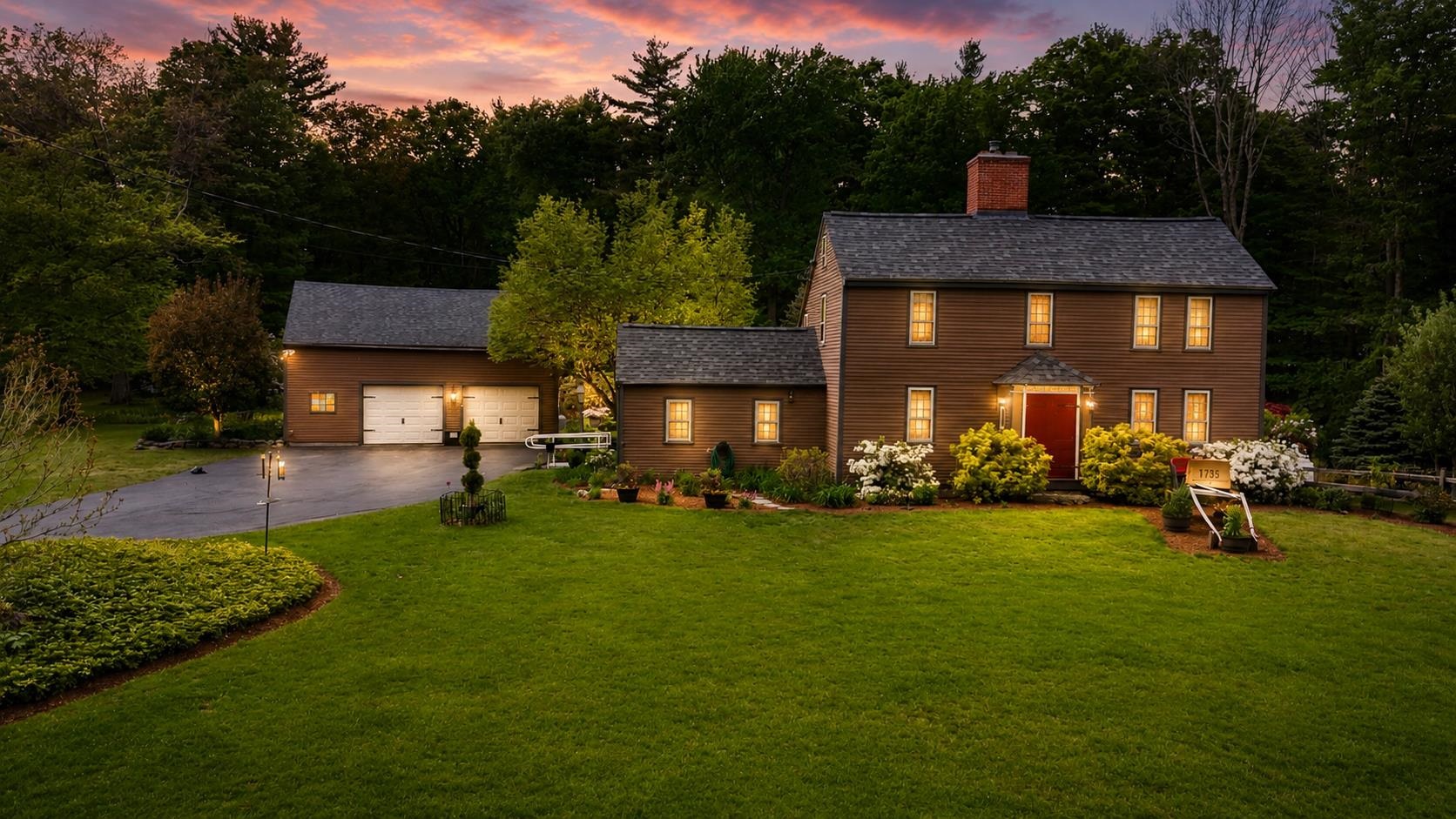 32 Sandown Road Danville, NH 03819 - Photo 1 of 54