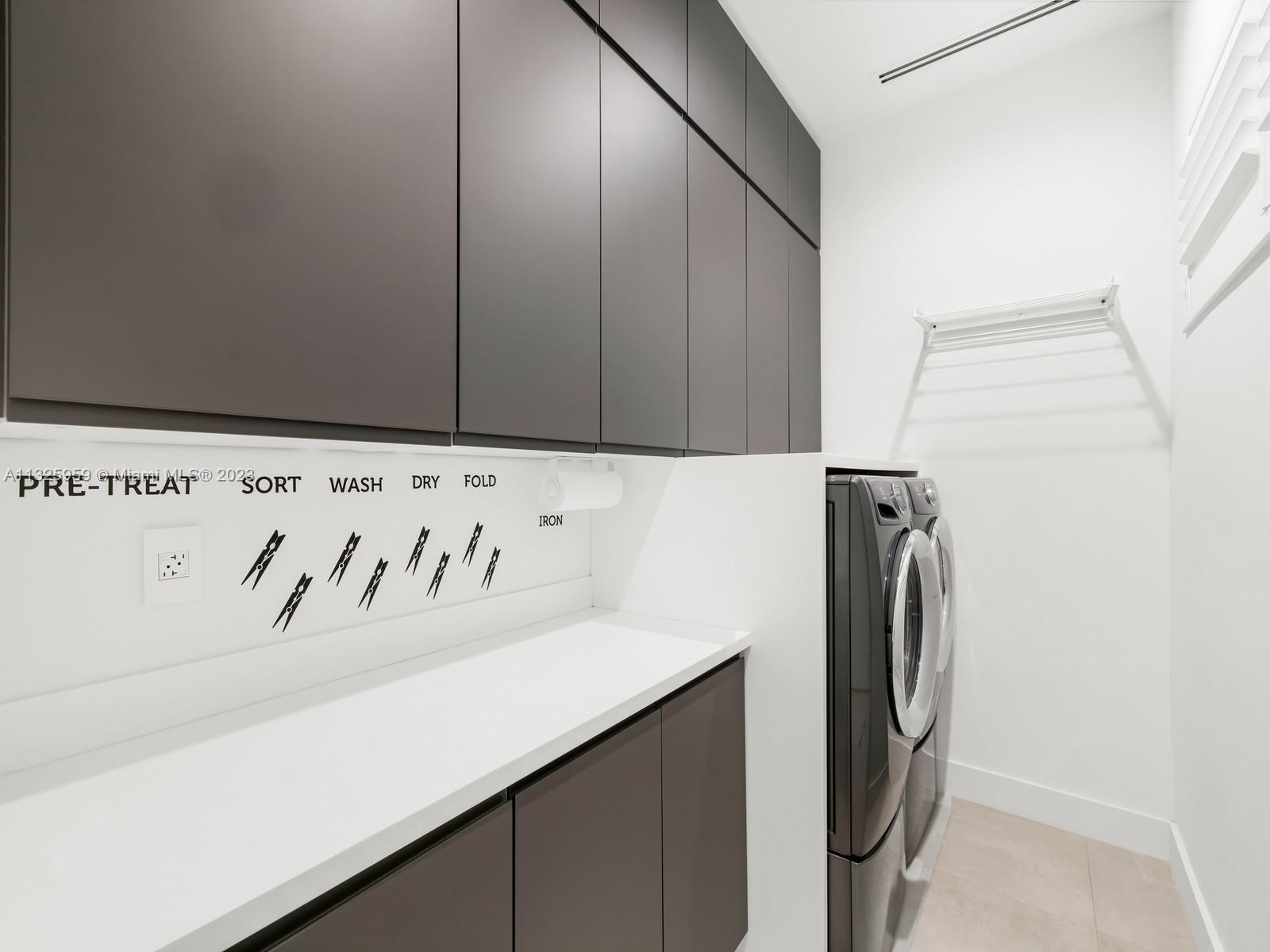 7260 School House Road Miami, FL 33143 - Photo 41 of 44 a view of a storage