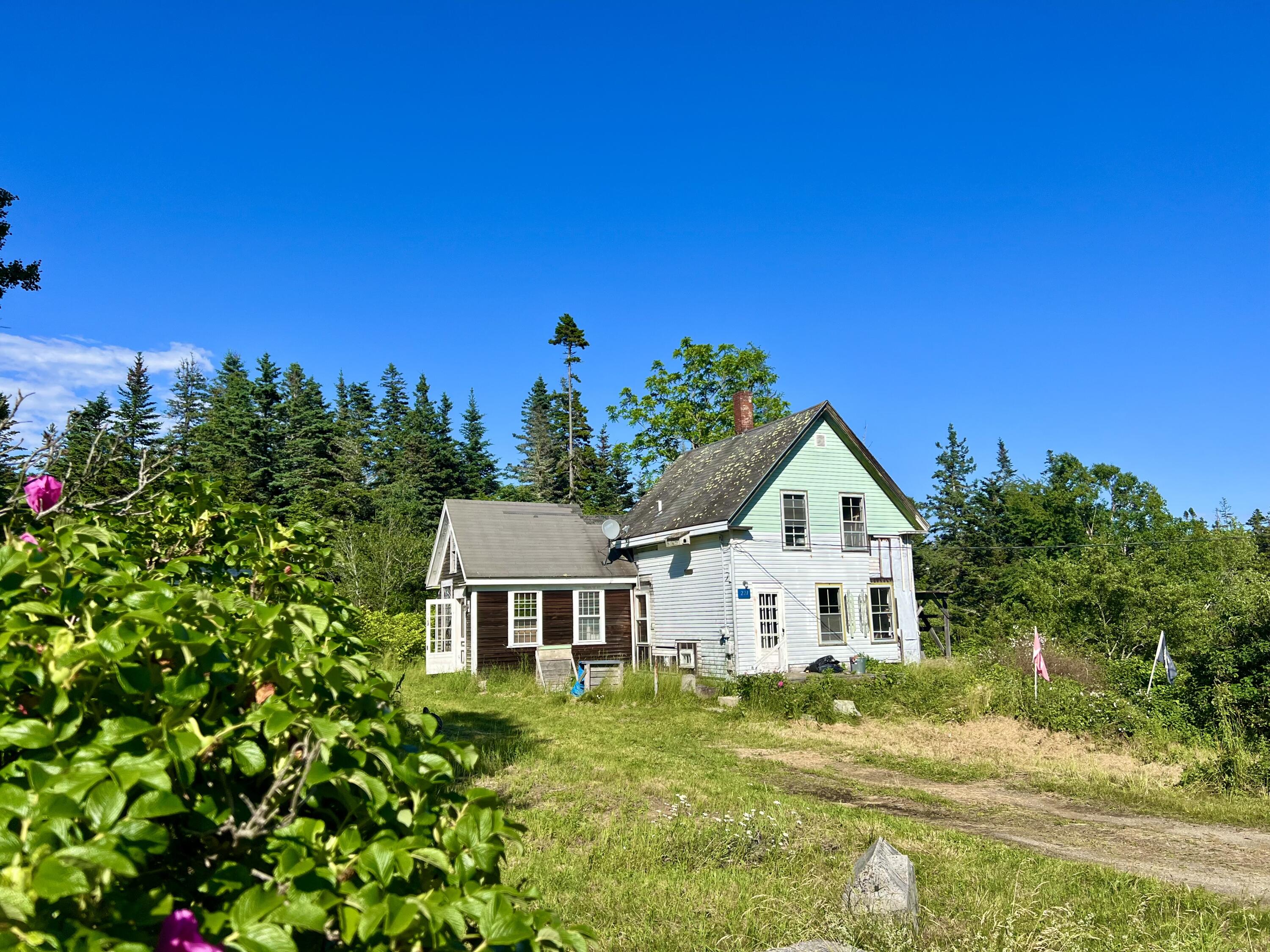 221 Old Harbor Road Vinalhaven, ME 04863 - Photo 3 of 8 IMG_1812