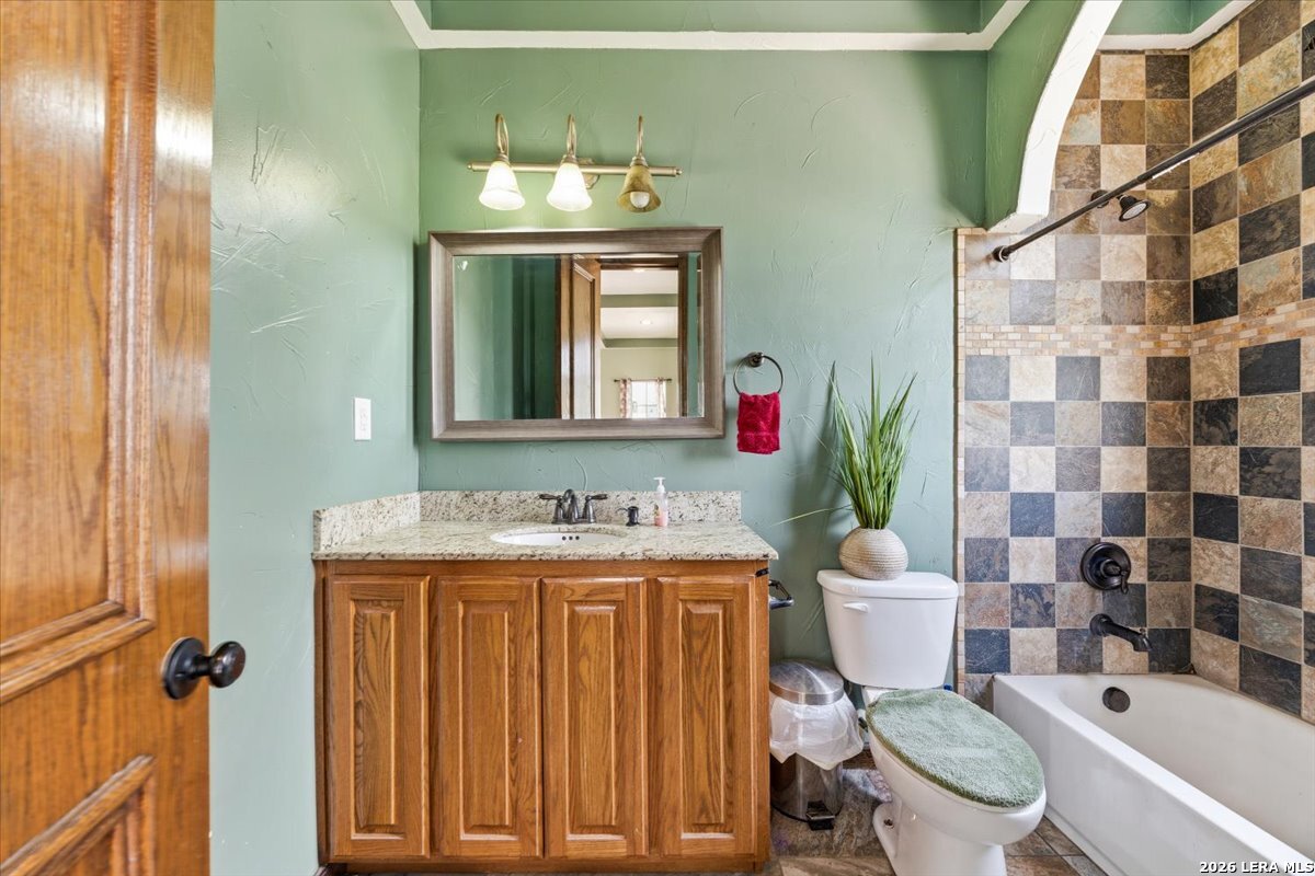 19590 Leal Road San Antonio, TX 78221 - Photo 29 of 42
