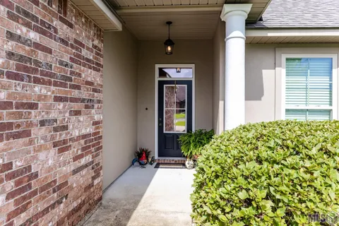 $310,000 | 14371 Stonegate Manor Drive, Gonzales, LA 70737