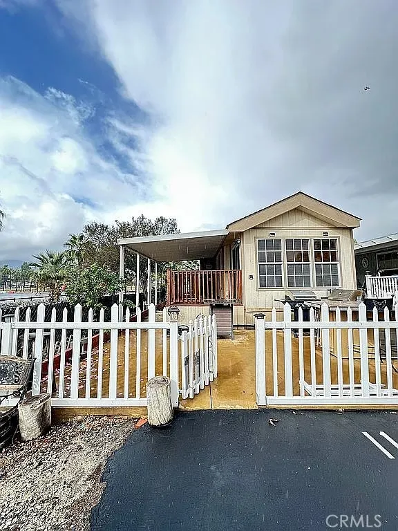 32000 Riverside Lake, Unit I1 Lake Elsinore, CA 92530 - Photo 11 of 23