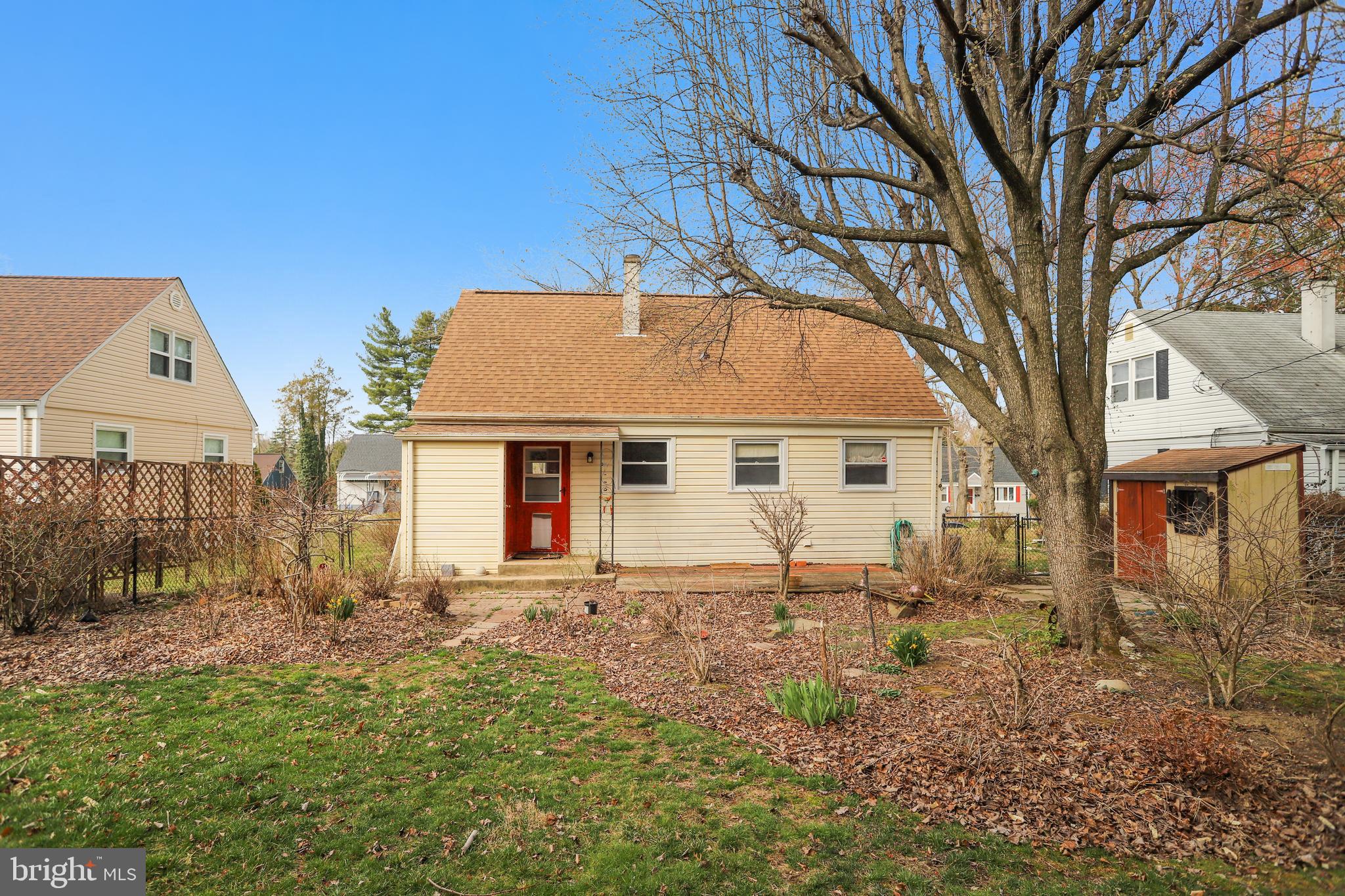 729 Silver Creek Road Baltimore, MD 21208 - Photo 4 of 36 Gallery Image 4