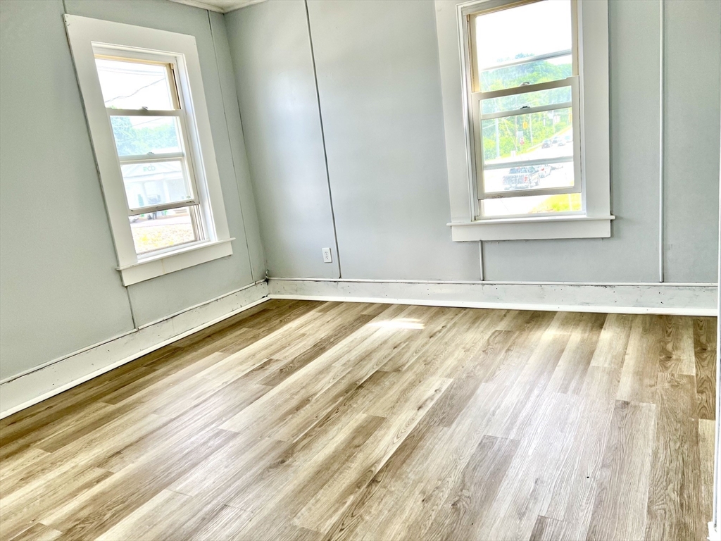 34 Worcester Road, Unit 3 Charlton, MA 01507 - Photo 8 of 12