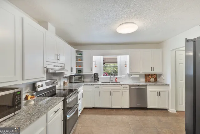 $775,000 | 1009 White Pine Lane, Townville, SC 29689