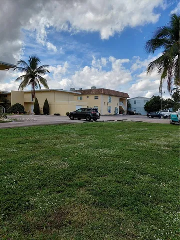 $1,525 | 731 Hummingbird Way, Unit 10, North Palm Beach, FL 33408