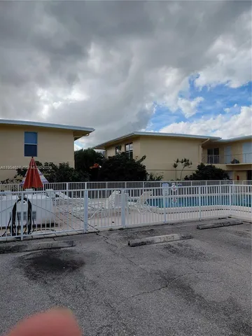 $1,525 | 731 Hummingbird Way, Unit 10, North Palm Beach, FL 33408