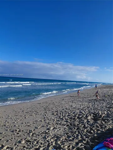 $1,525 | 731 Hummingbird Way, Unit 10, North Palm Beach, FL 33408