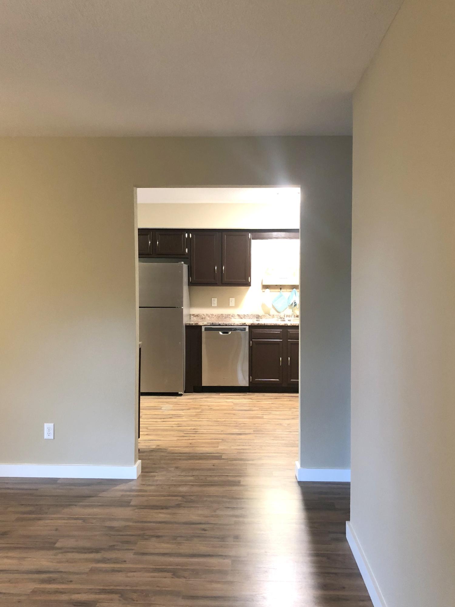 127 McDeerman Road Jacksboro, TN 37757 - Photo 12 of 29 View into home from front door