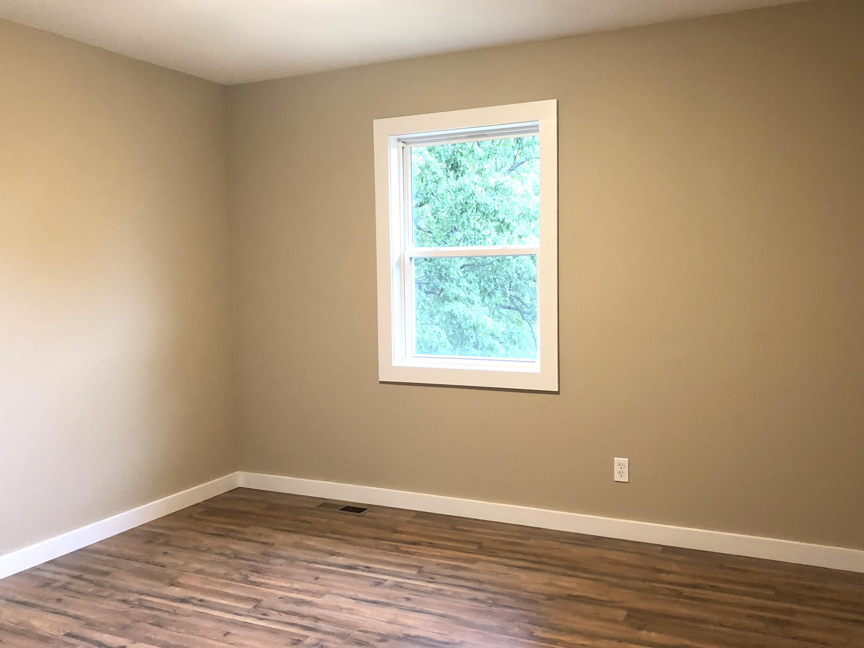 127 McDeerman Road Jacksboro, TN 37757 - Photo 18 of 29 Bedroom