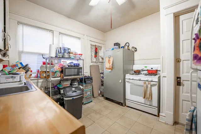 $155,000 | 1607 7th Avenue, Rockford, IL 61104