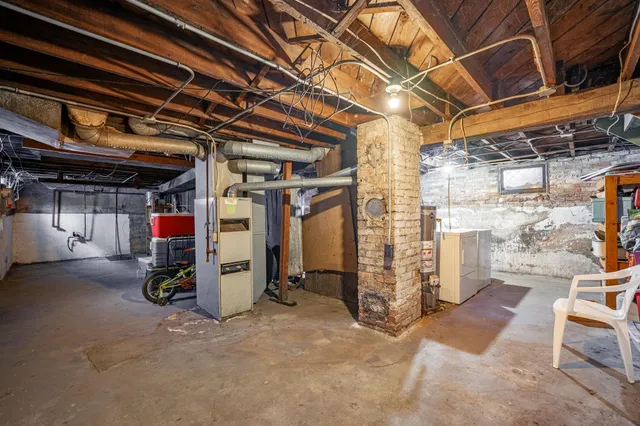 $155,000 | 1607 7th Avenue, Rockford, IL 61104