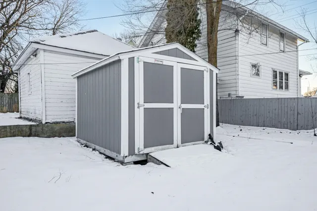 $155,000 | 1607 7th Avenue, Rockford, IL 61104