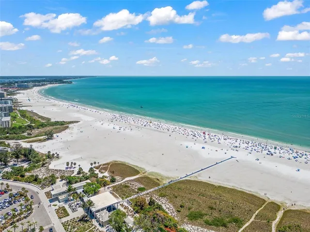 $4,000 | 8770 Midnight Pass Road, Unit 302B, Sarasota, FL 34242