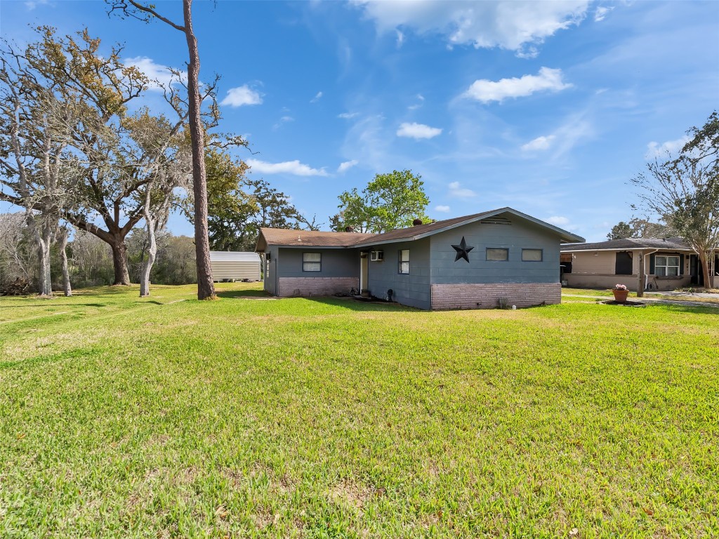 3315 St Anne Street Liverpool, TX 77577 - Photo 17 of 44