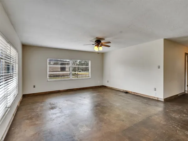 $188,000 | 3315 St Anne Street, Liverpool, TX 77577
