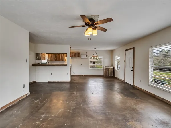 $188,000 | 3315 St Anne Street, Liverpool, TX 77577