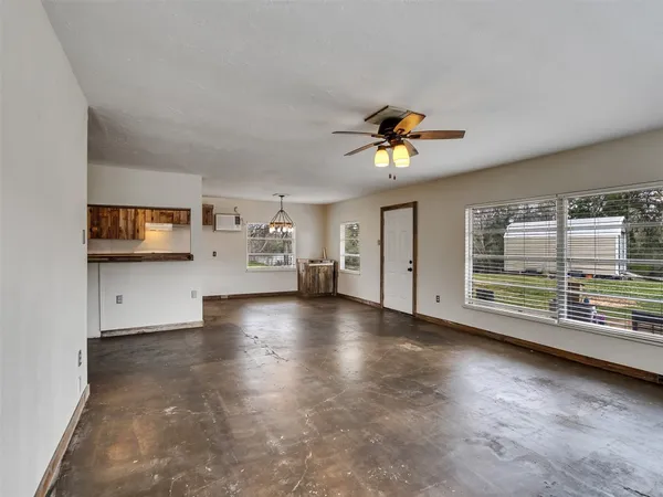 $188,000 | 3315 St Anne Street, Liverpool, TX 77577