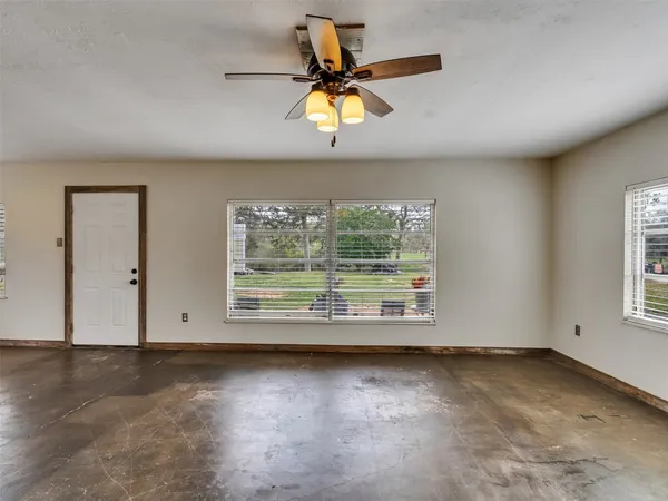 $188,000 | 3315 St Anne Street, Liverpool, TX 77577
