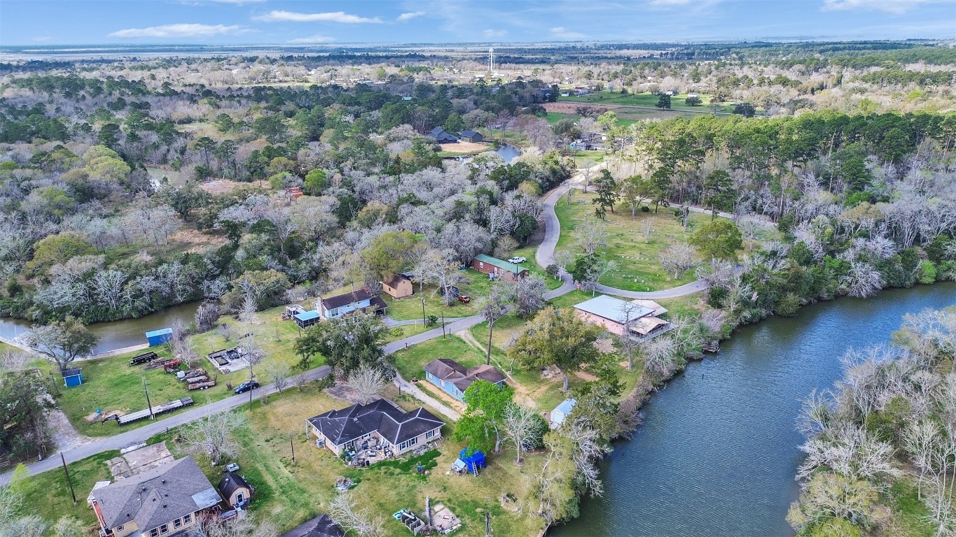 3315 St Anne Street Liverpool, TX 77577 - Photo 9 of 44