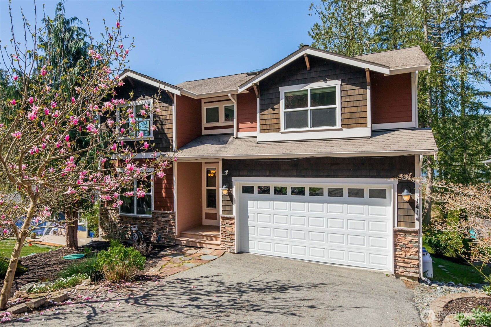 1414 Lake Roesiger Drive Snohomish, WA 98290 - Photo 1 of 40