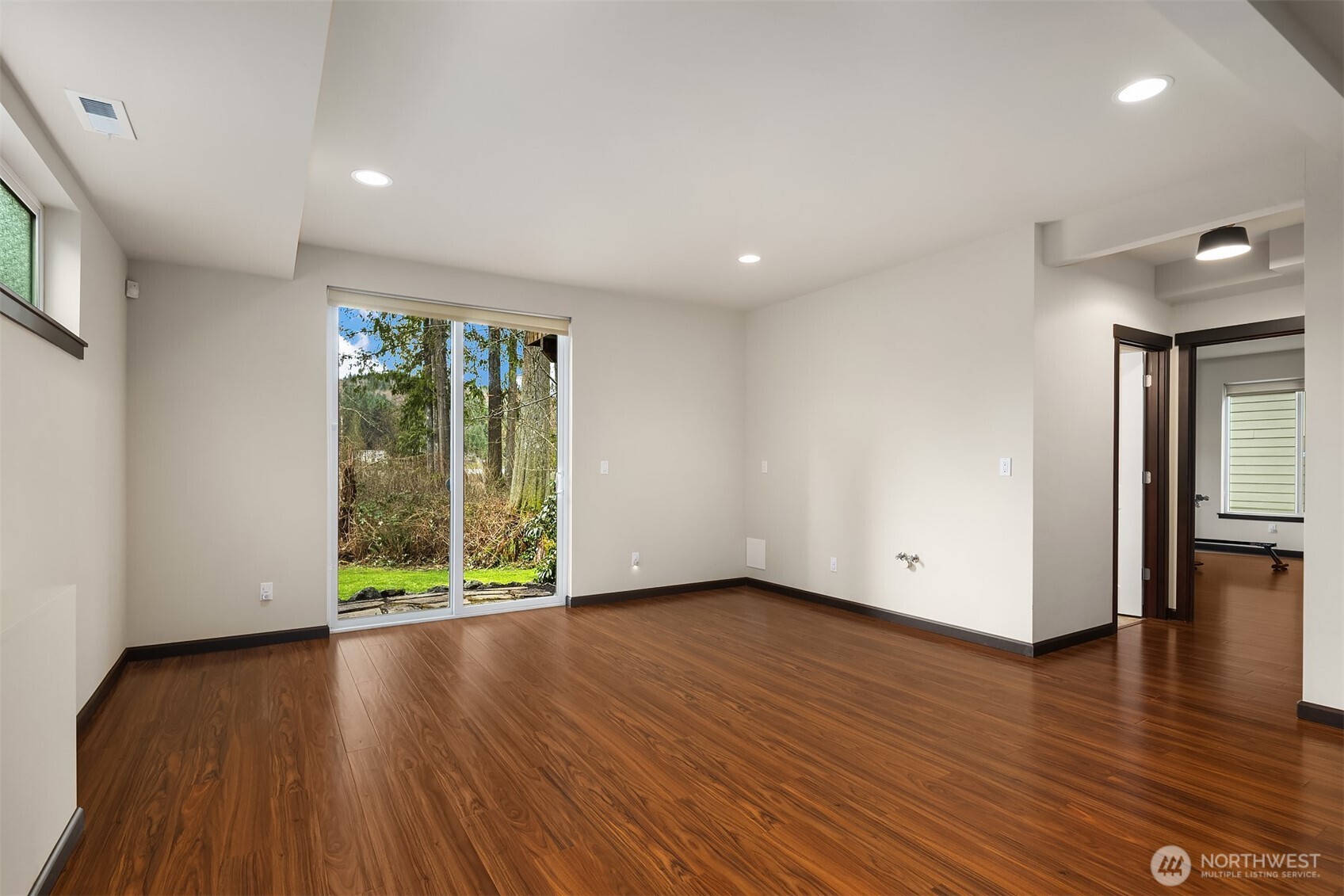 1414 Lake Roesiger Drive Snohomish, WA 98290 - Photo 18 of 40