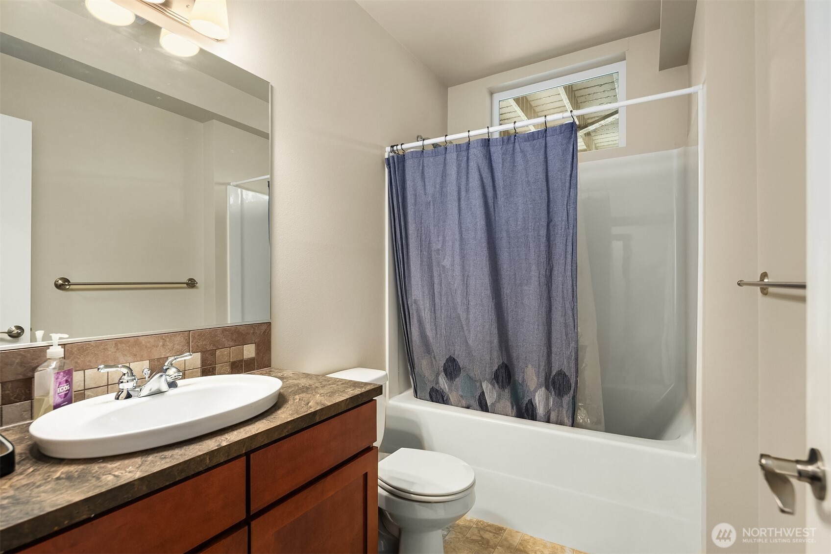1414 Lake Roesiger Drive Snohomish, WA 98290 - Photo 19 of 40