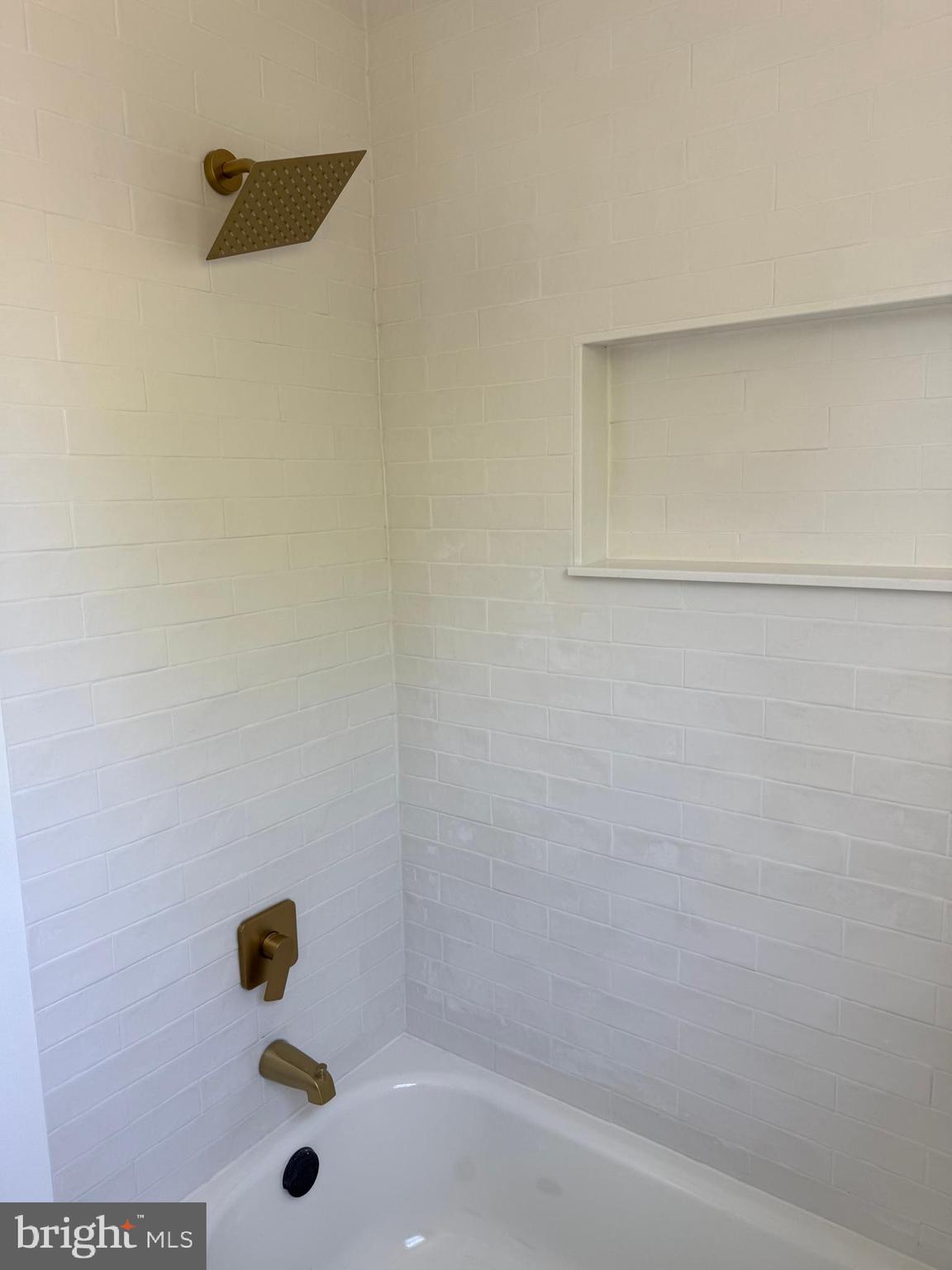 6904 Friendship Road Clinton, MD 20735 - Photo 10 of 14 master bath