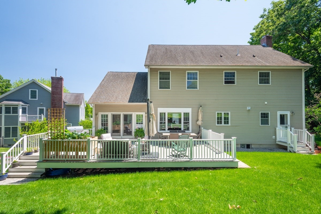 3 Paris Way Woburn, MA 01801 - Photo 37 of 38