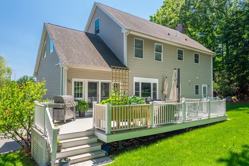 3 Paris Way Woburn, MA 01801 - Photo 38 of 38