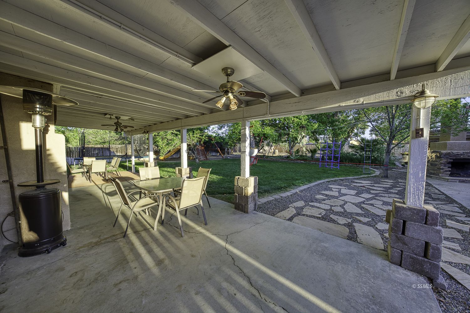 1919 Autumn Avenue Ridgecrest, CA 93555 - Photo 27 of 43
