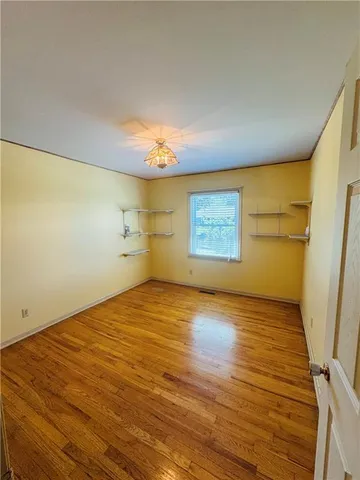 $299,900 | 2114 Shearer Road, Kansas City, KS 66106