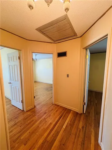 $299,900 | 2114 Shearer Road, Kansas City, KS 66106