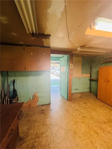 $299,900 | 2114 Shearer Road, Kansas City, KS 66106