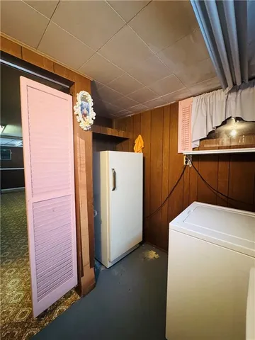 $299,900 | 2114 Shearer Road, Kansas City, KS 66106