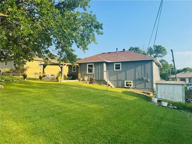 $299,900 | 2114 Shearer Road, Kansas City, KS 66106