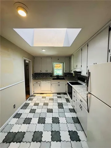 $299,900 | 2114 Shearer Road, Kansas City, KS 66106