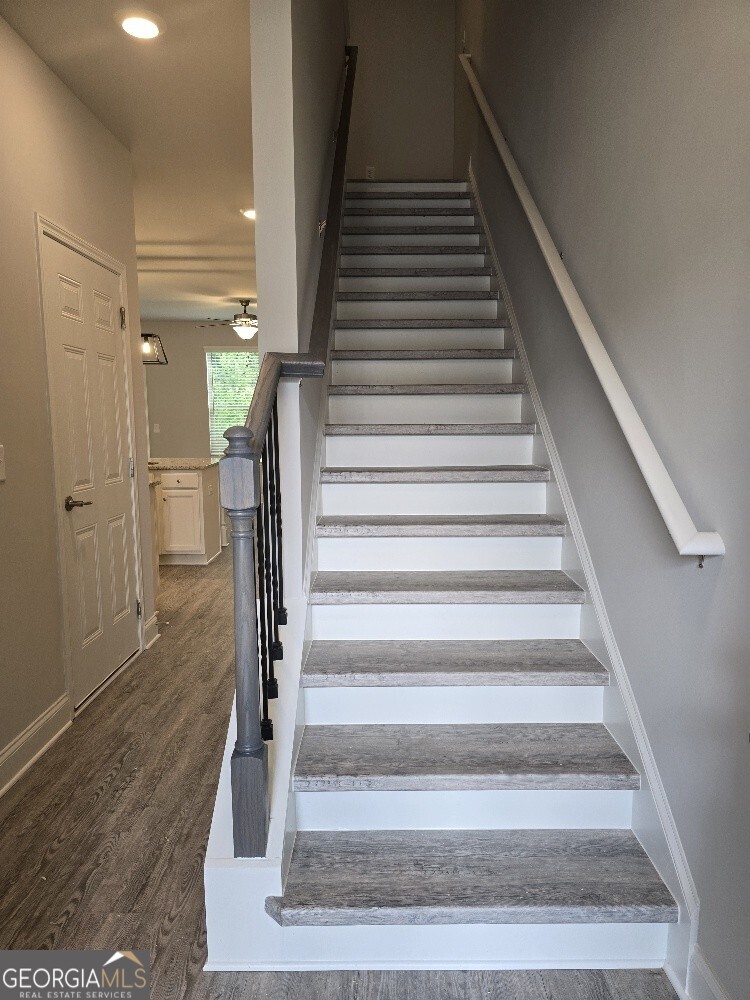 3405 Ripple Loop, Unit 127 Atlanta, GA 30349 - Photo 6 of 26 a view of entryway