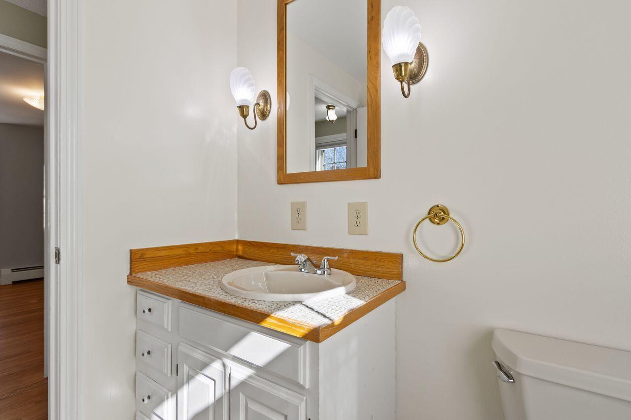 93 Caron Street Portland, ME 04103 - Photo 24 of 40 23