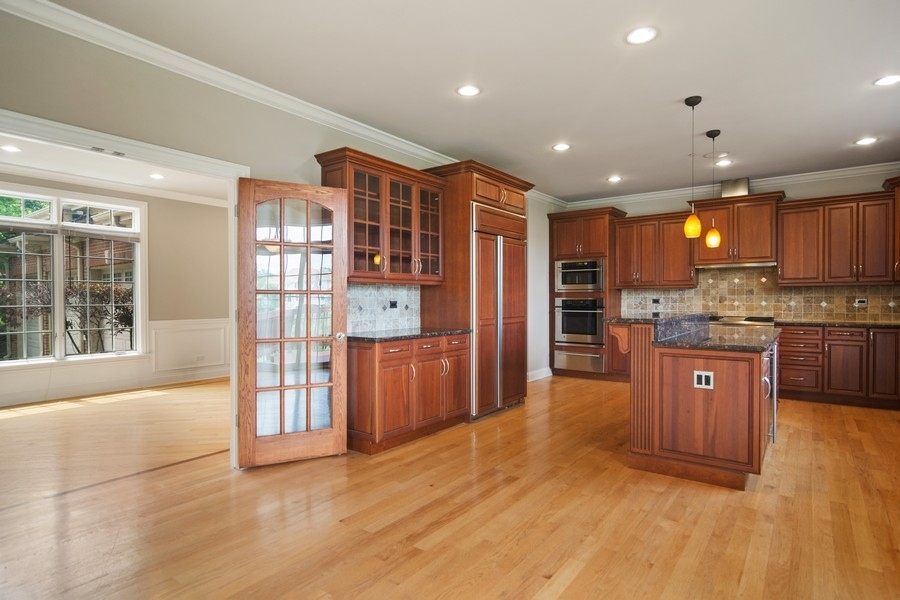 7233 Roxbury Court Long Grove, IL 60060 - Photo 8 of 31 Gallery Image 8