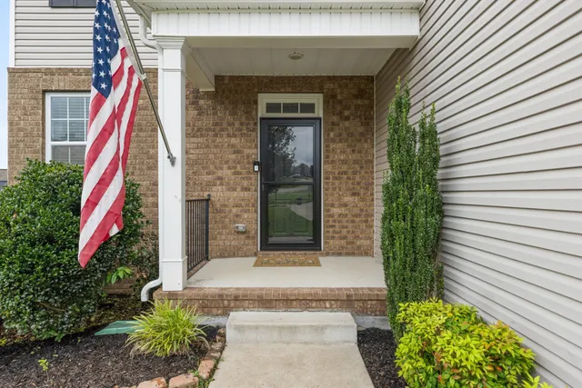 $490,000 | 905 Aberdeen Court, Columbia, TN 38401