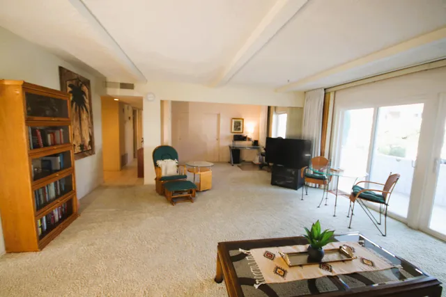 $2,600 | 2396 South Palm Canyon Drive, Unit 1, Palm Springs, CA 92264