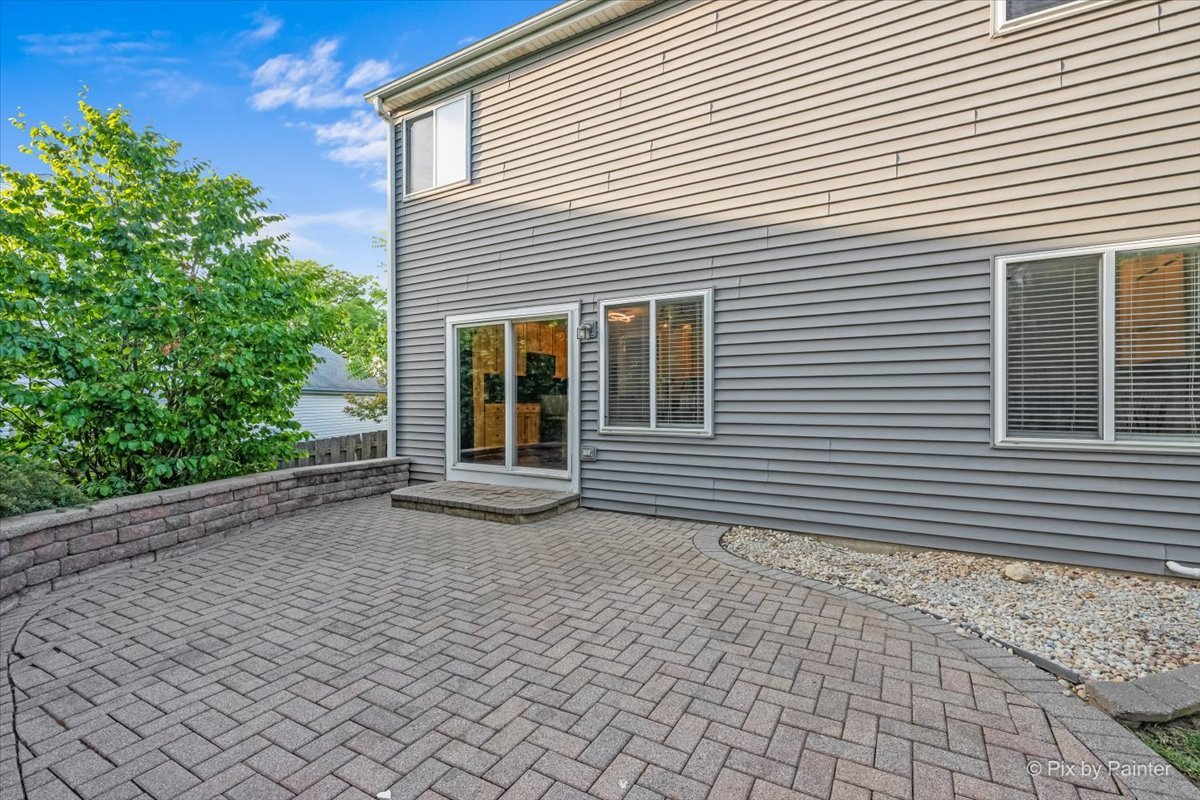 906 Barbara Street Lake In The Hills, IL 60156 - Photo 28 of 48